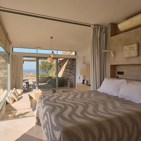 Hidden Retreats Kythera * Platia Ammos