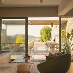 Hidden Retreats Kythera * Platia Ammos