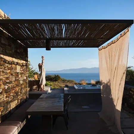 Hidden Retreats Kythera ヴィラ *